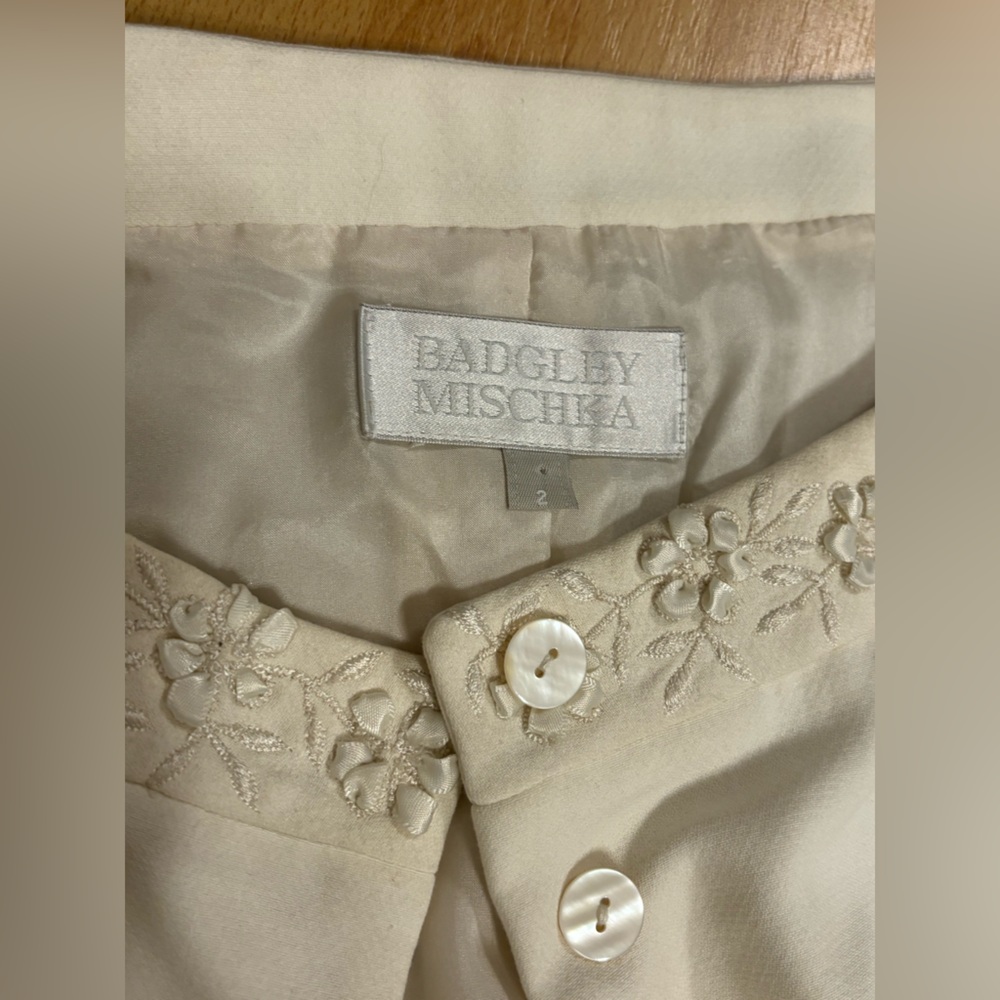 White Vintage Suit Set - Picture 4 of 10